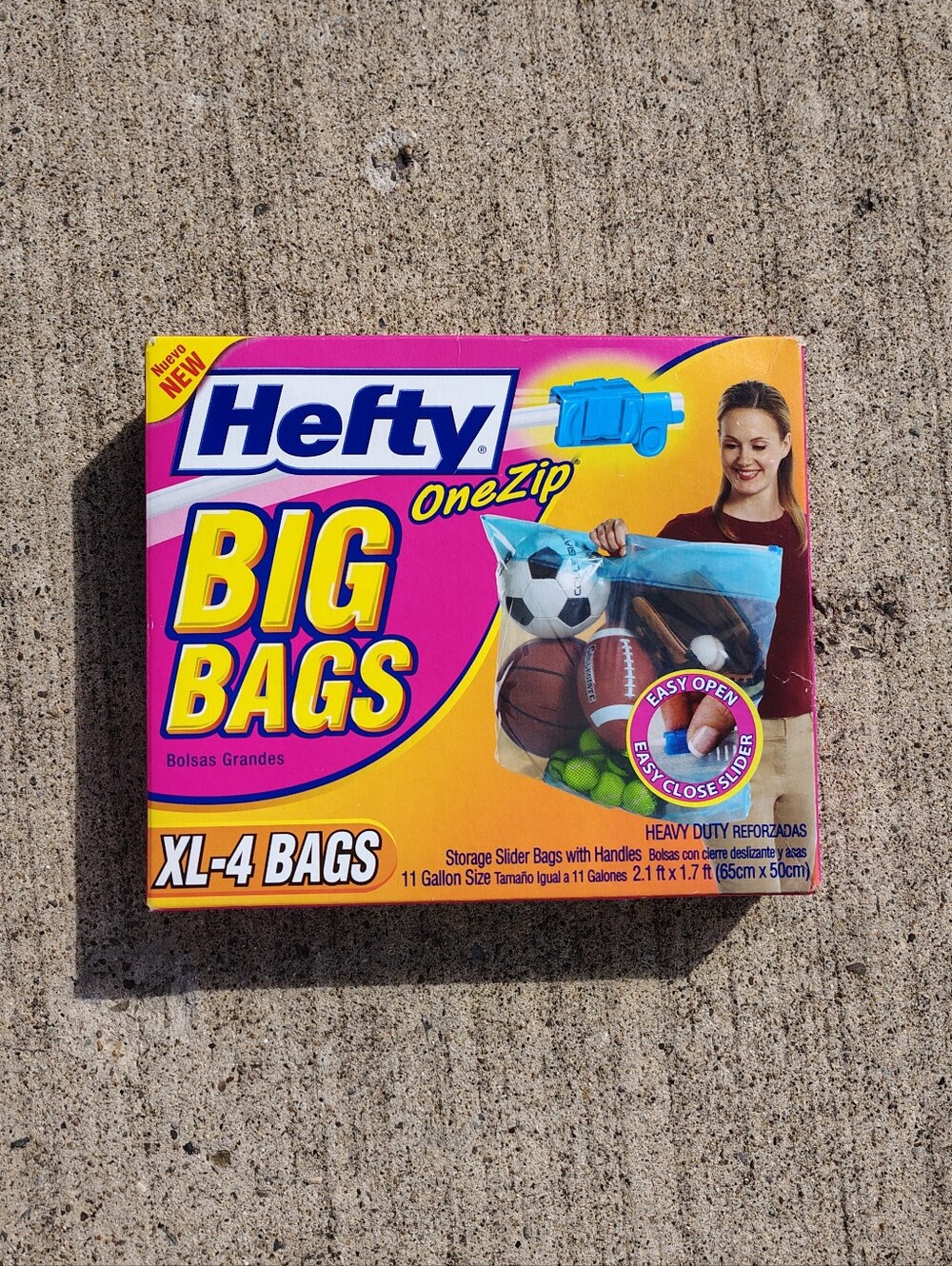 NOS Hefty Big Bags XL 11 Gallon 4 Pack 2.1 Ft x 1.7 Ft One Zip Slider Heavy Duty